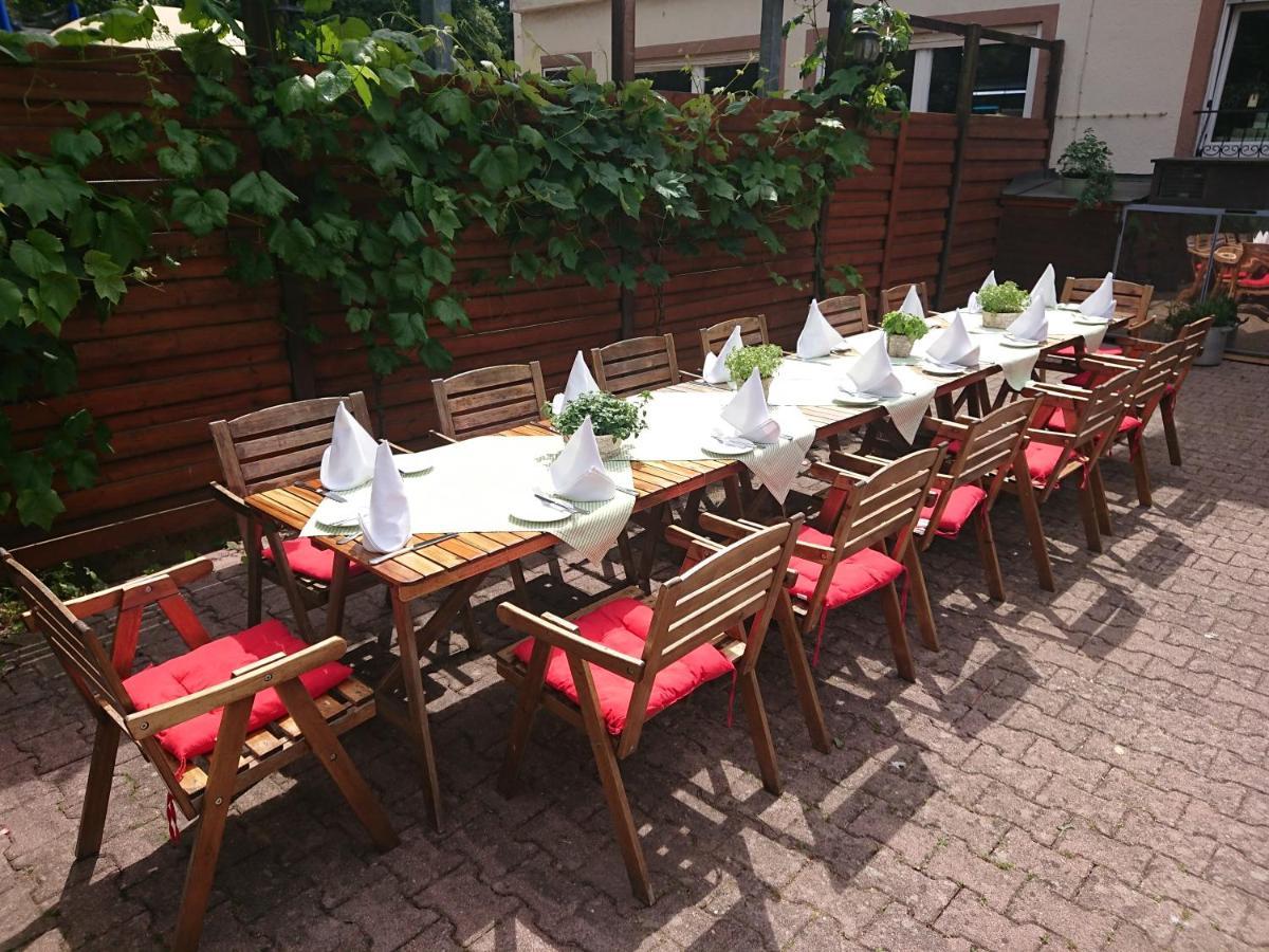 Landgasthof Gaensberg Wiesloch Esterno foto